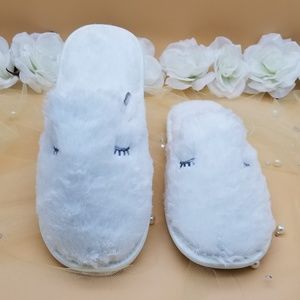 Luxury Eyelash Bedroom Slippers